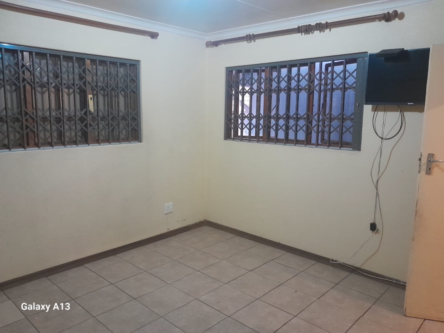 3 Bedroom Property for Sale in Tlhabane West North West